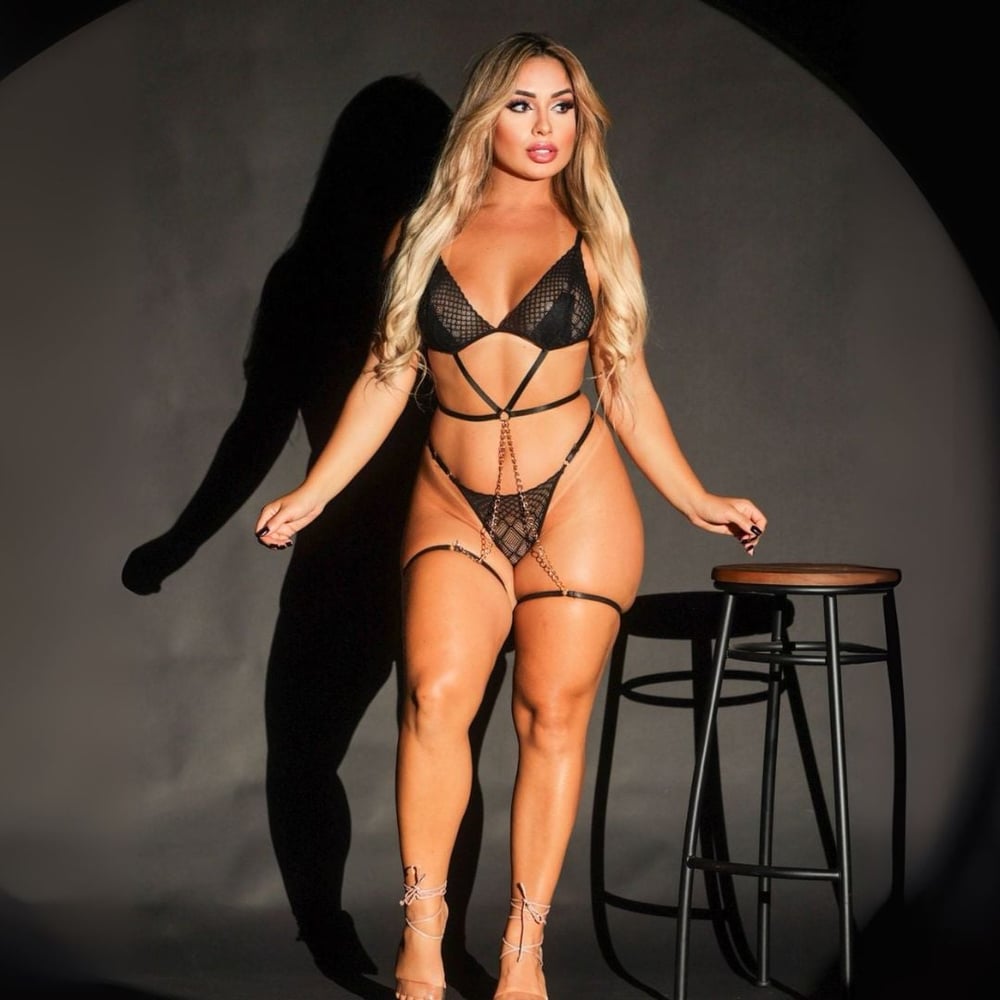 Conjunto Sensual Acorrentada Em Renda Mil Toques - Imagem 4
