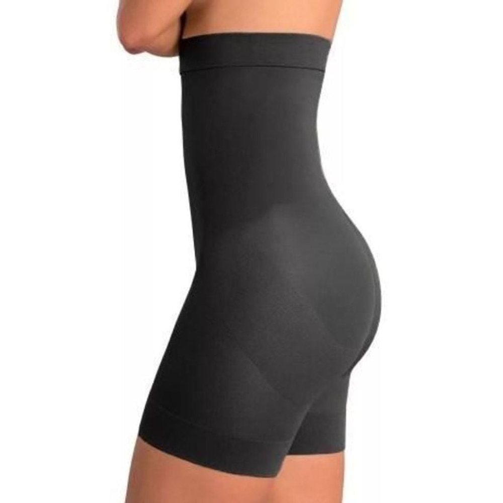 Short Slim Com Abertura Loba - Imagem 3